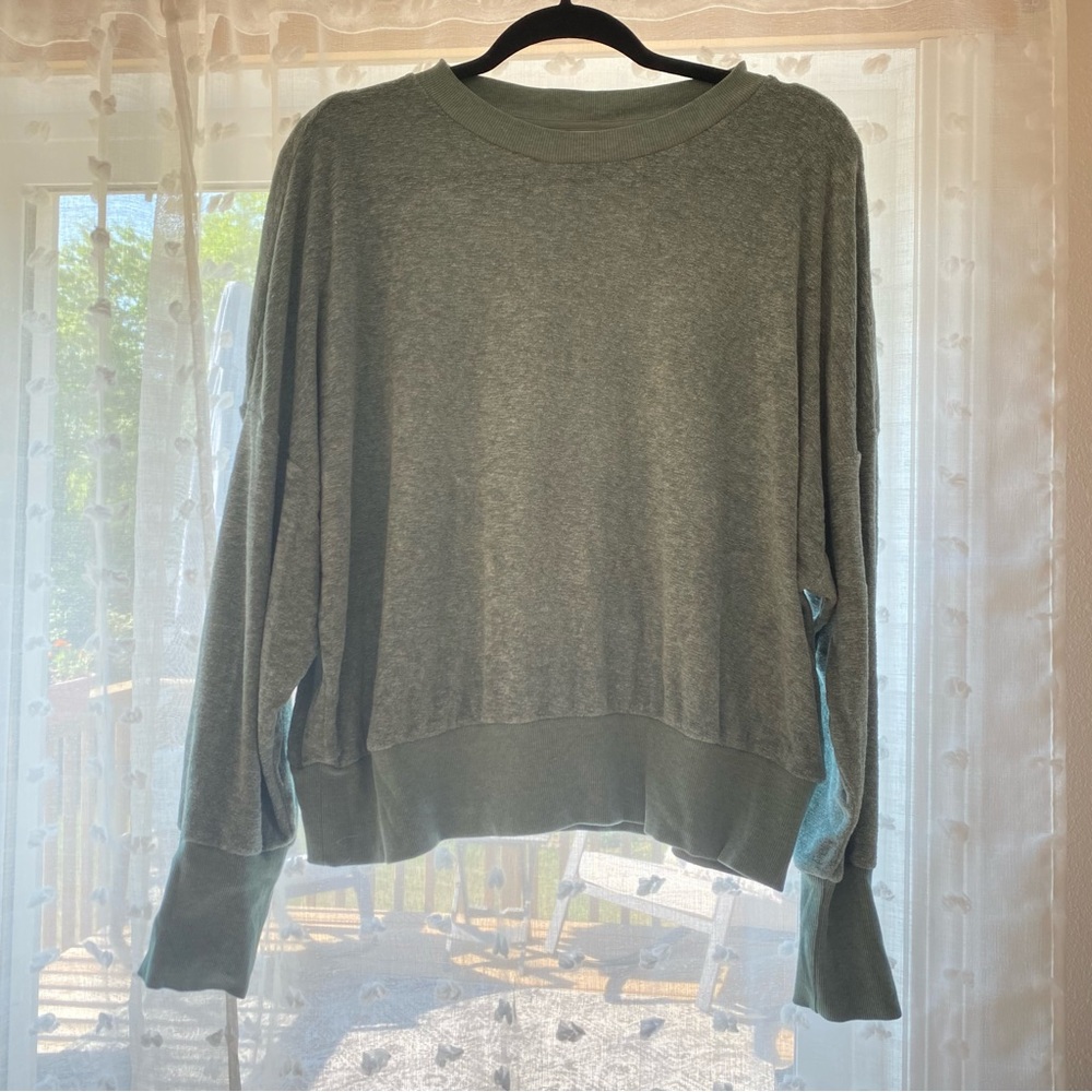 Old Navy Sweatshirt